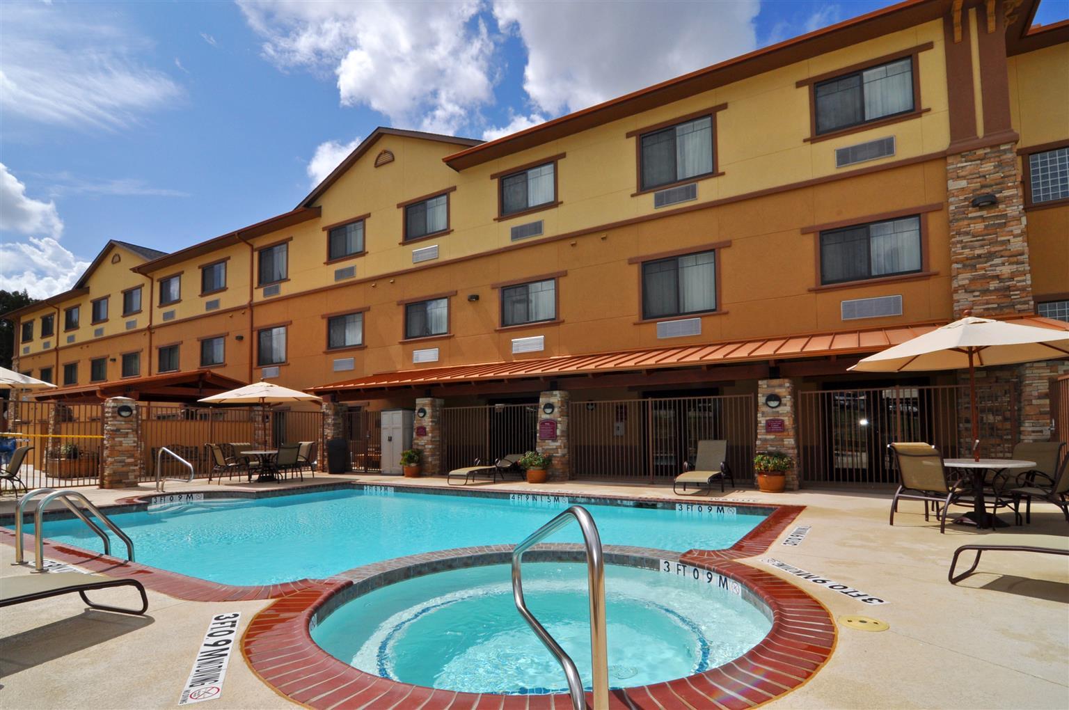 Best Western Plus Royal Mountain Inn&Suites Athens Exterior foto